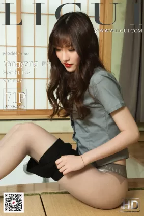 [麗櫃Ligui] Model 陽陽 《灰絲美腳》 寫真集