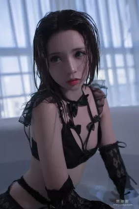 瘋貓ss 《藍色憂郁》 寫真集