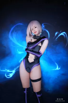 韓國妹子BamBi 《Fate_Grand Order - Mash Kyrielight (Shielder)》 寫真集