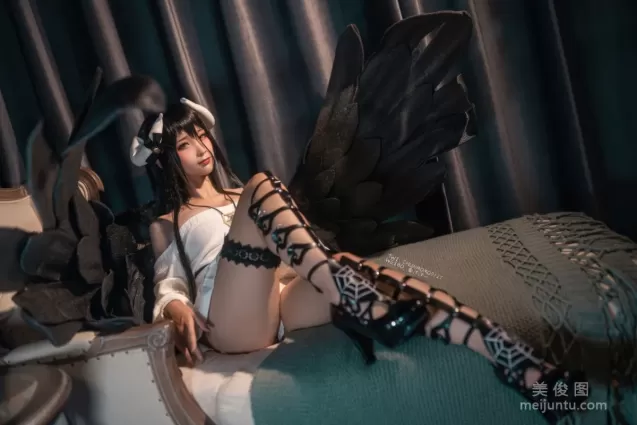 [網紅COSER] 蠢沫沫 - 雅兒貝德毛衣 寫真集