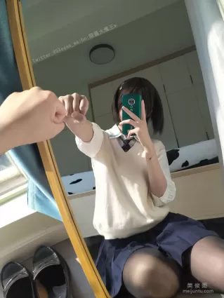[Cosplay] 眼醬大魔王w - 小學妹 寫真套圖