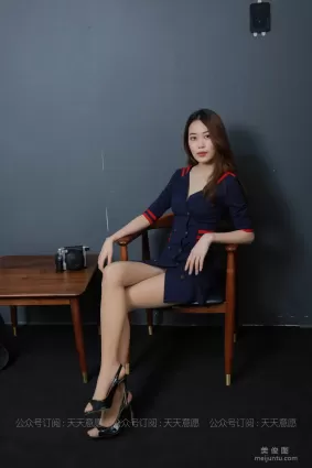 [IESS] 絲享家797： 肉肉《大長腿超短裙》