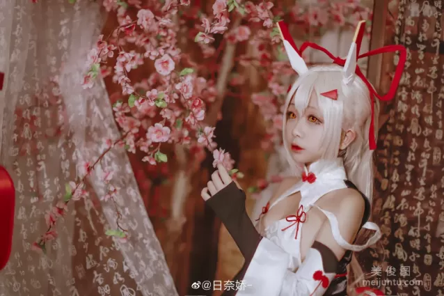 日奈嬌 -  绫波  新春旗袍 寫真套圖