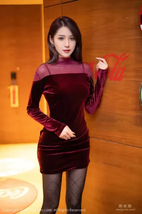 [秀人XiuRen] No.3765 周慕汐baby - 猩紅禮裙與魅惑嘿絲