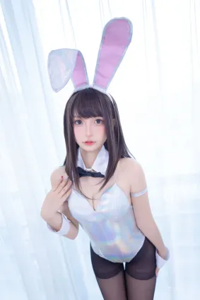 [網紅COSER] 蘿莉神楽闆真冬之バニーバブル