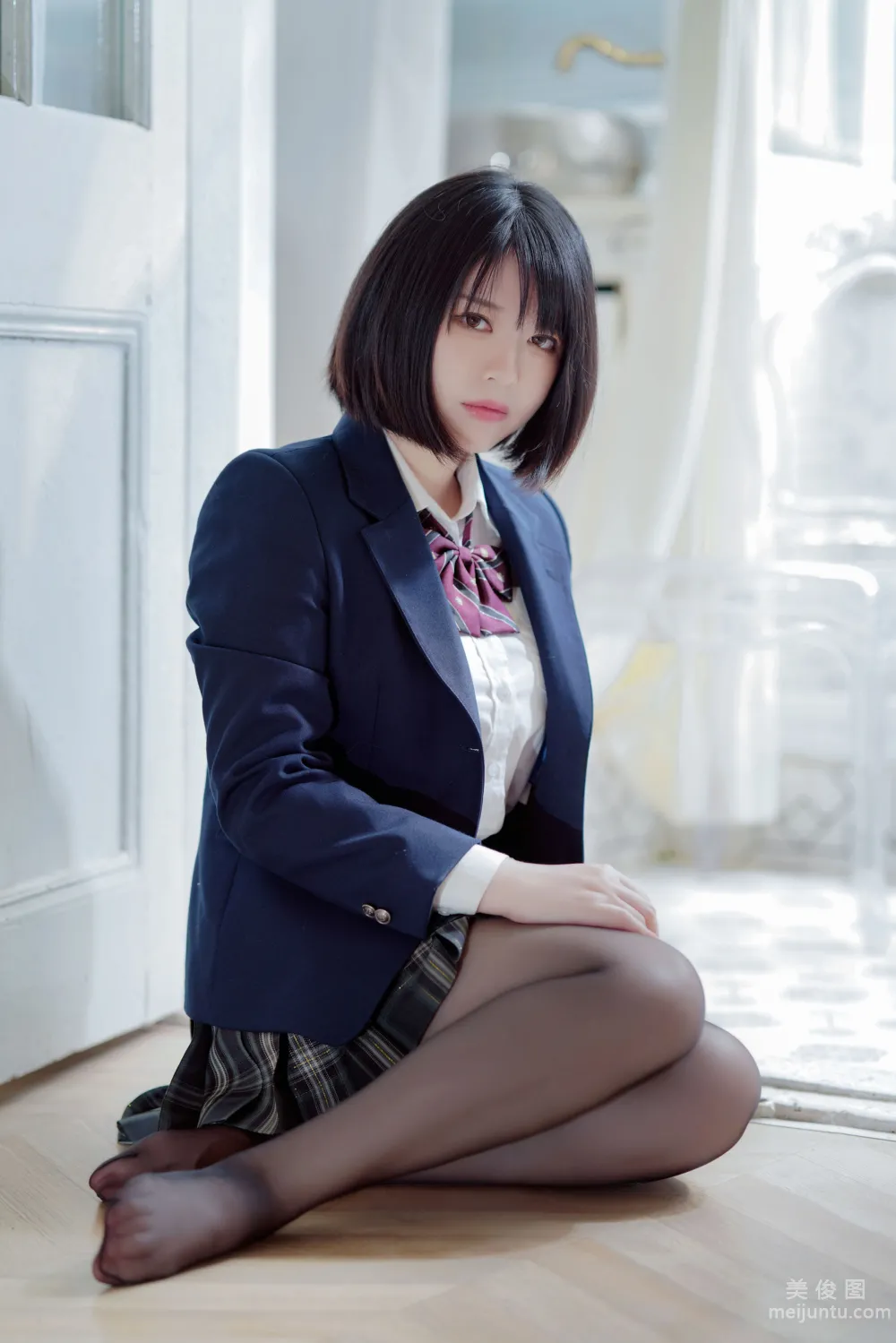 [网红COSER写真] 半半子 - 彼女の制服姿が好き9