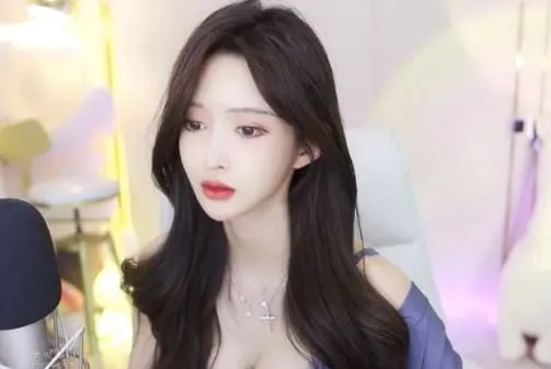 王羽杉近況 掀起裙子硬怼超管