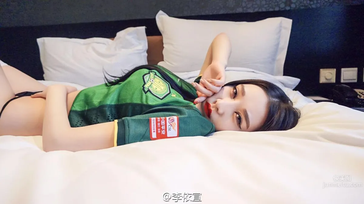 李依宣- 嫩模私密图微博写真_11