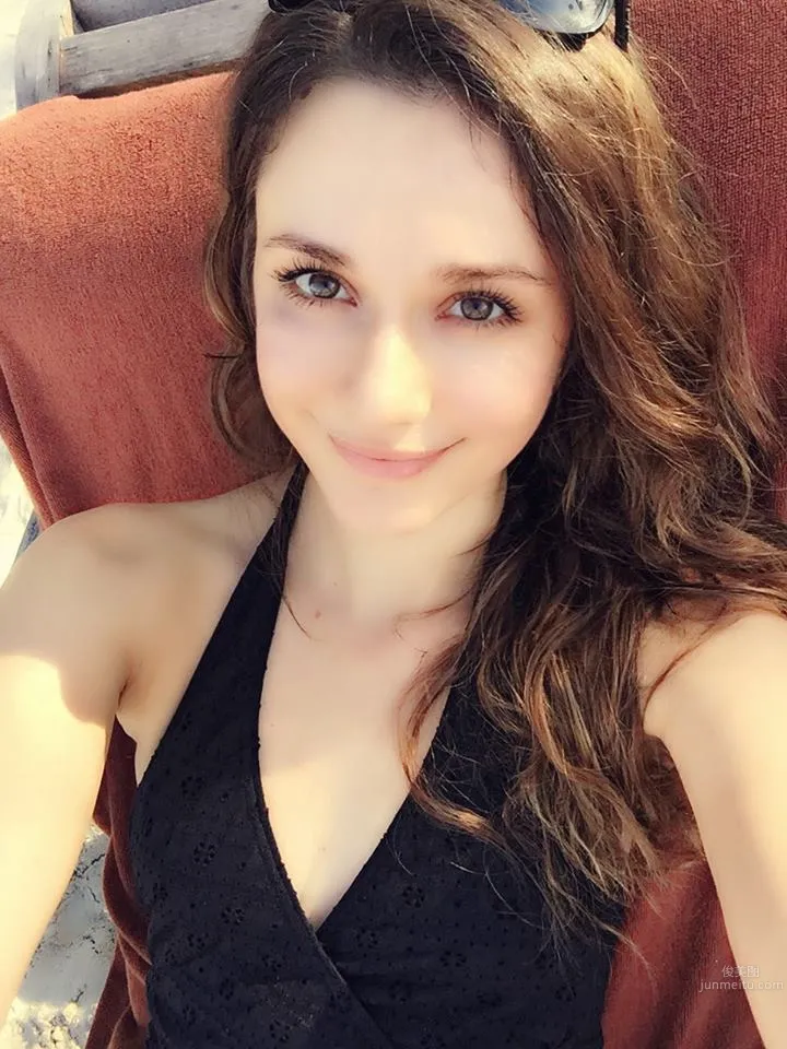 瑞莎Larisa- 台湾籍乌克兰希腊混血女神模特_0
