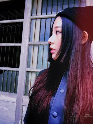 張香香- 網絡女神美豔自拍照