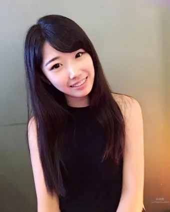 台灣女主播廖子萱 舞蹈系軟妹身材好