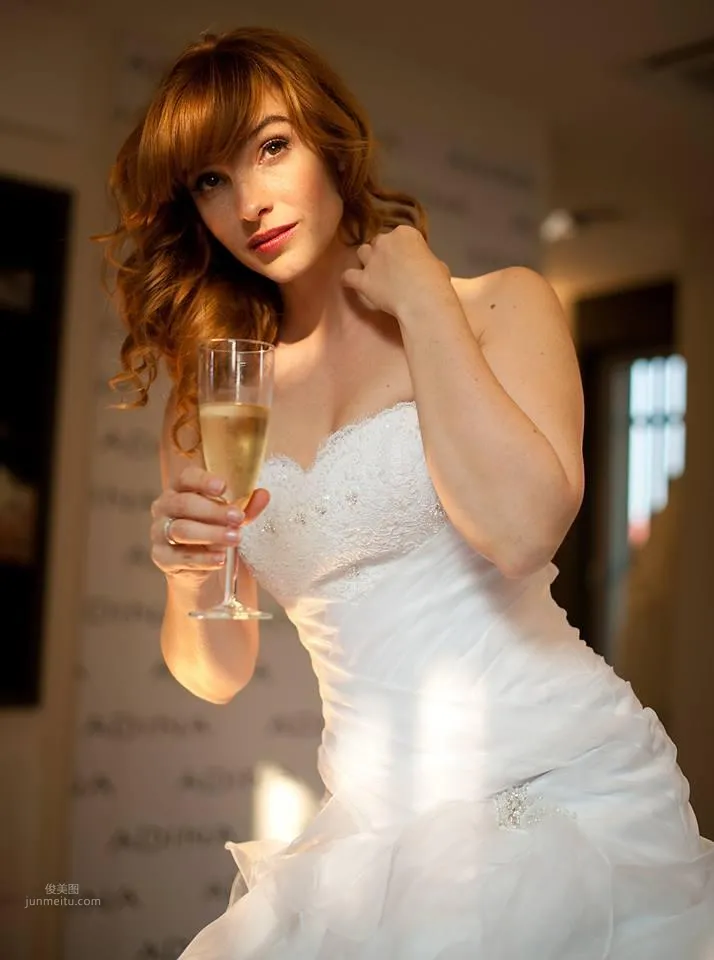 Vica Kerekes- 捷克雀斑女神美图集_0