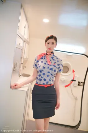 長腿空姐李雅柔 高挑迷人身姿盡顯
