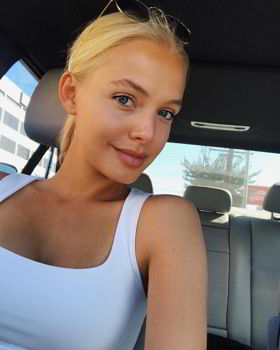 Bella Oelmann