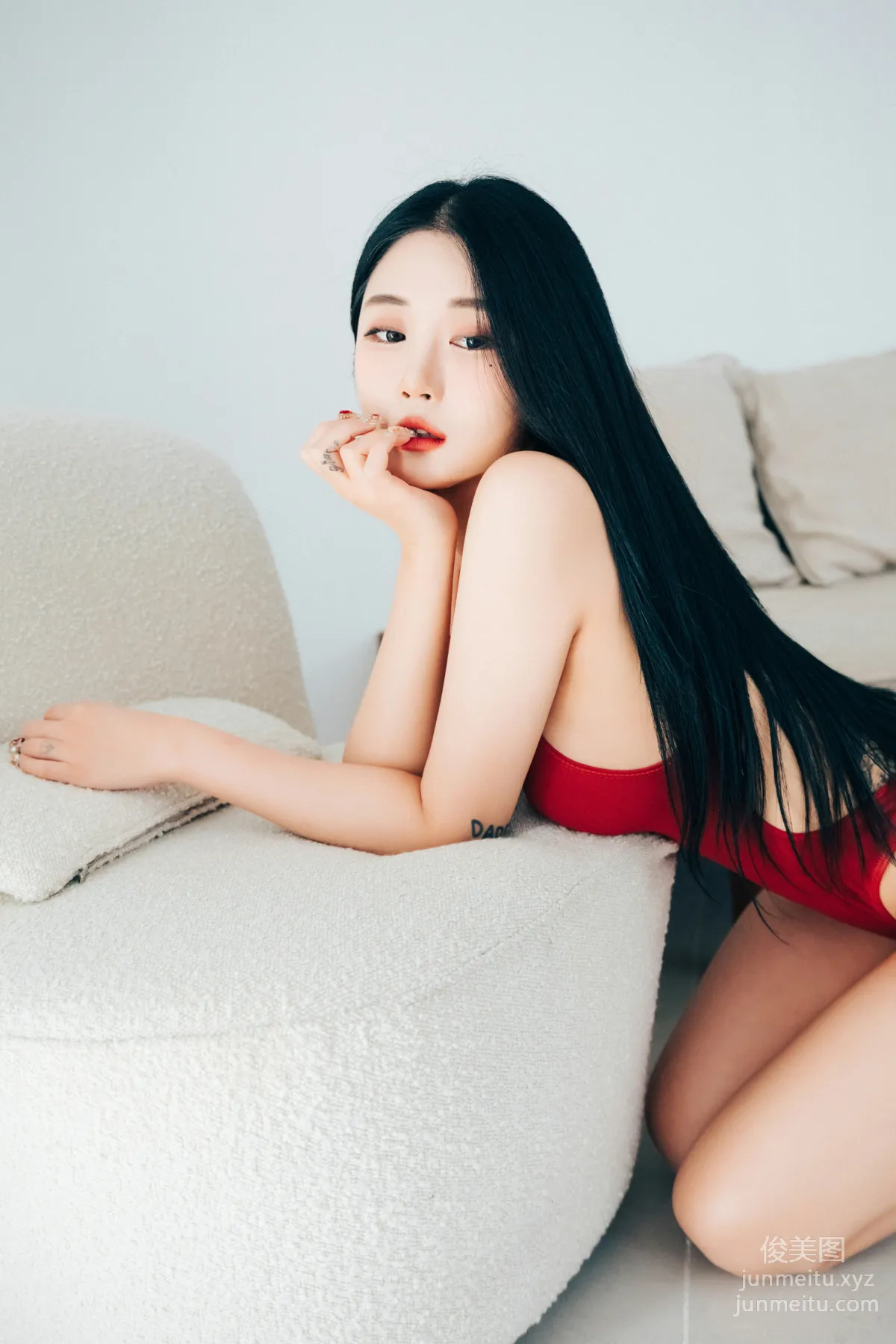 020.[Loozy] - Bomi - Thin Piece Between[63P] 10