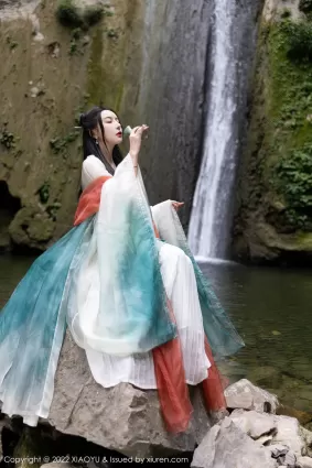 [XIAOYU語畫界] 2022.10.25 VOL.889 王馨瑤yanni